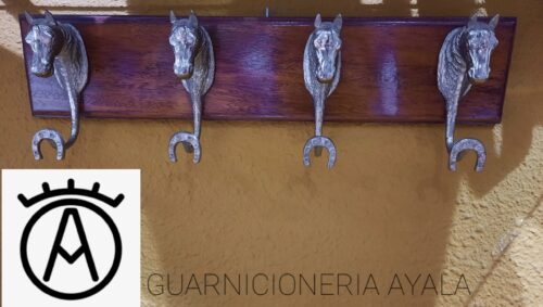 PERCHA 4 CABALLOS